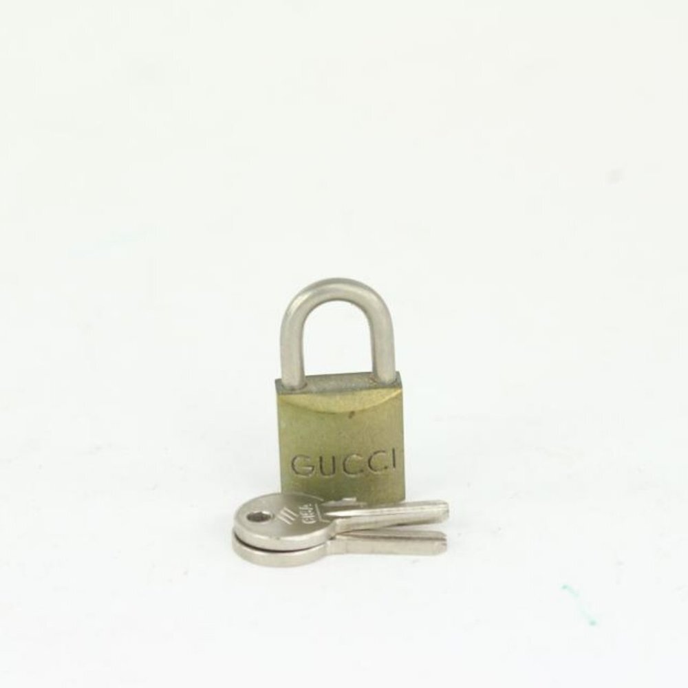 Gucci Brass Logo Padlock and Key Cadena Lock Set Bag Charm 1025g24